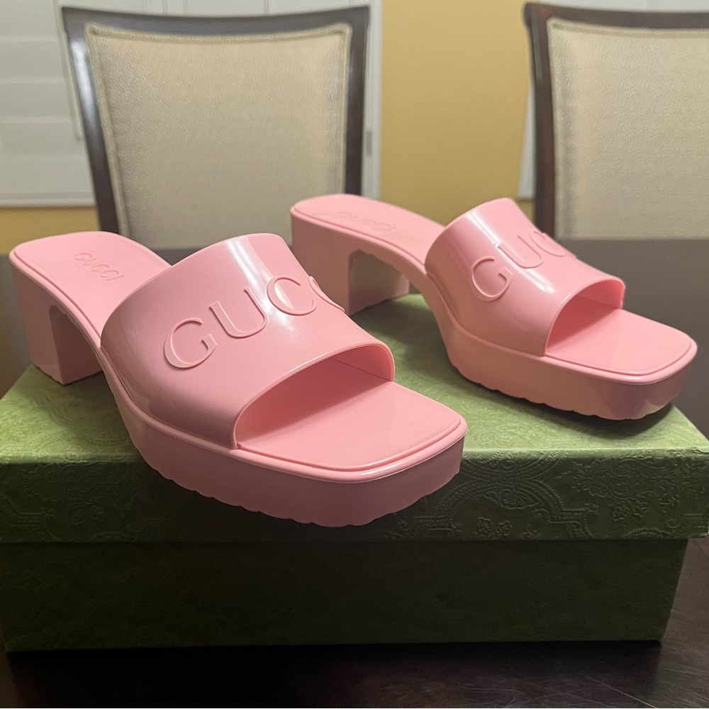 New Gucci High Heel Pink Rubber Logo Slide Sandals Size 38 / US 8 - Picture 9 of 16